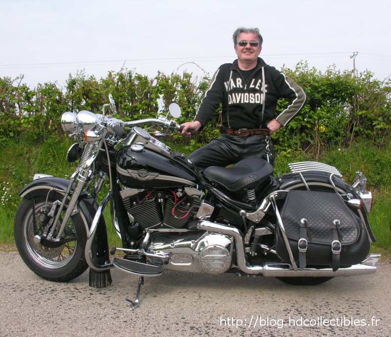 Let me introduce my friend Louis. He's the typical French rider as I suppose you imagine a French guy on a Harley...