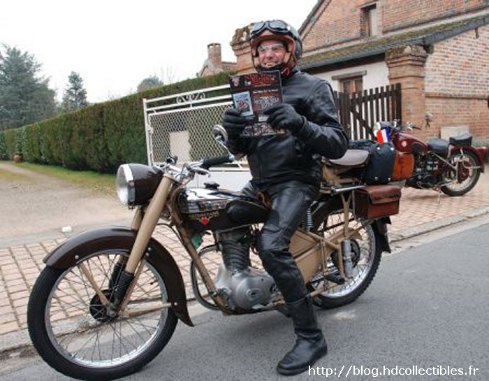 WEEK END DE PÂQUES SUR LE 36ème PARIS-BOURGES EN MOTOCYCLETTES ANCIENNES